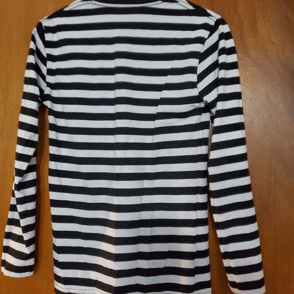 Hot Topic Black and White Striped Long Sleeve T-Shirt - Picture 2 of 3
